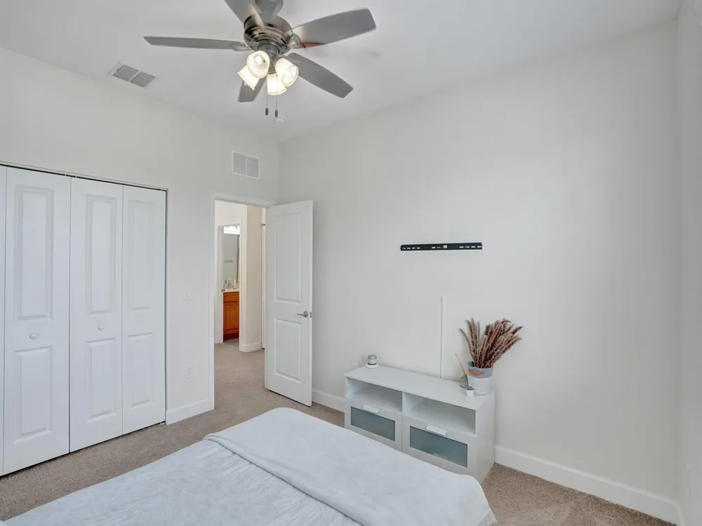 5804 NW 46TH LANE Tamarac, FL 33319