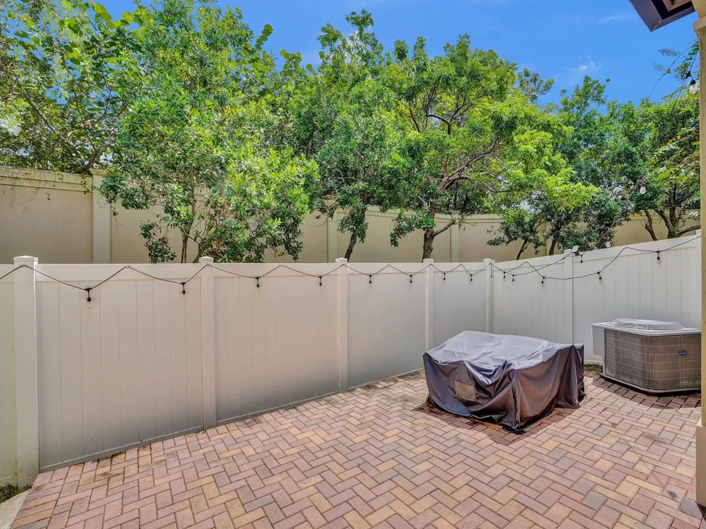 5804 NW 46TH LANE Tamarac, FL 33319