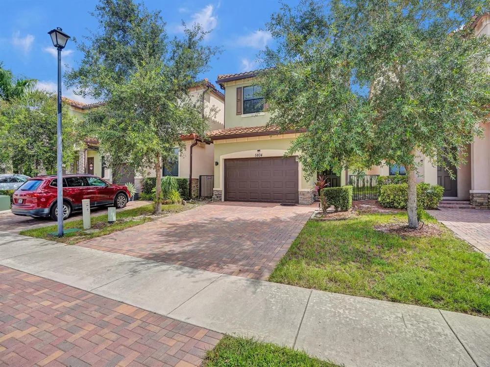 5804 NW 46TH LANE Tamarac, FL 33319