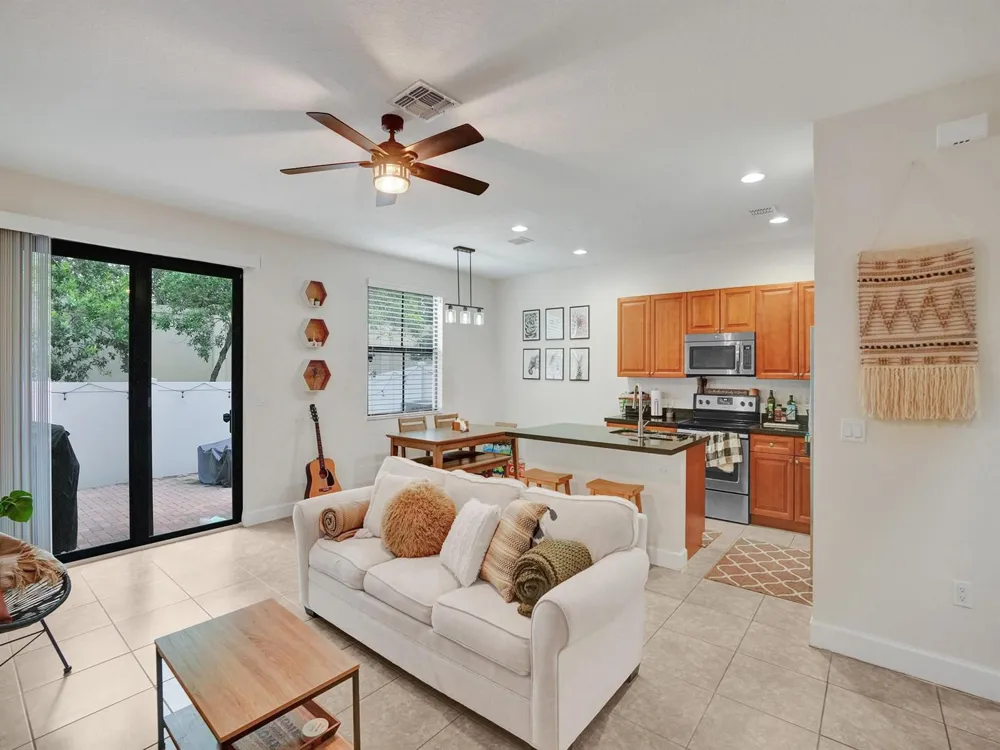 5804 NW 46TH LANE Tamarac, FL 33319