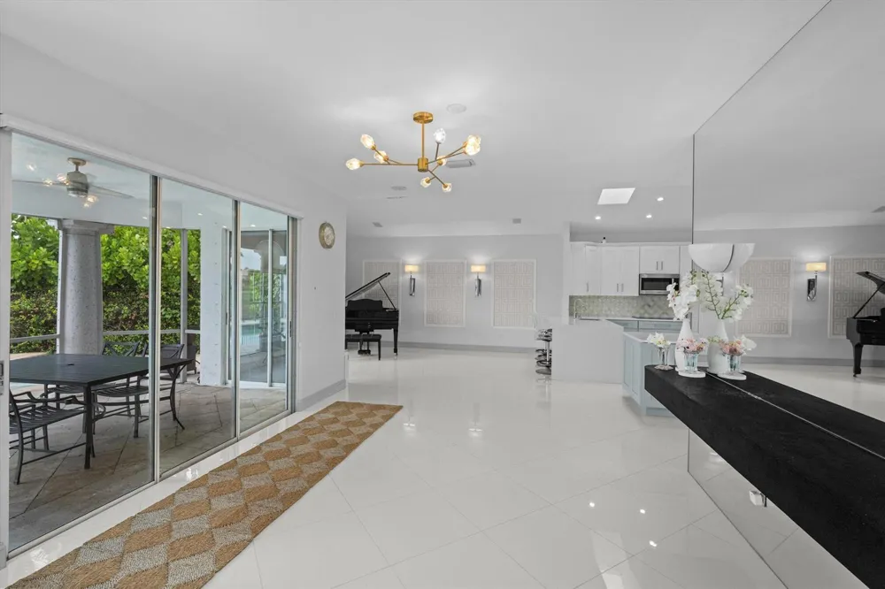 2467 Muir Circle Wellington, FL 33414