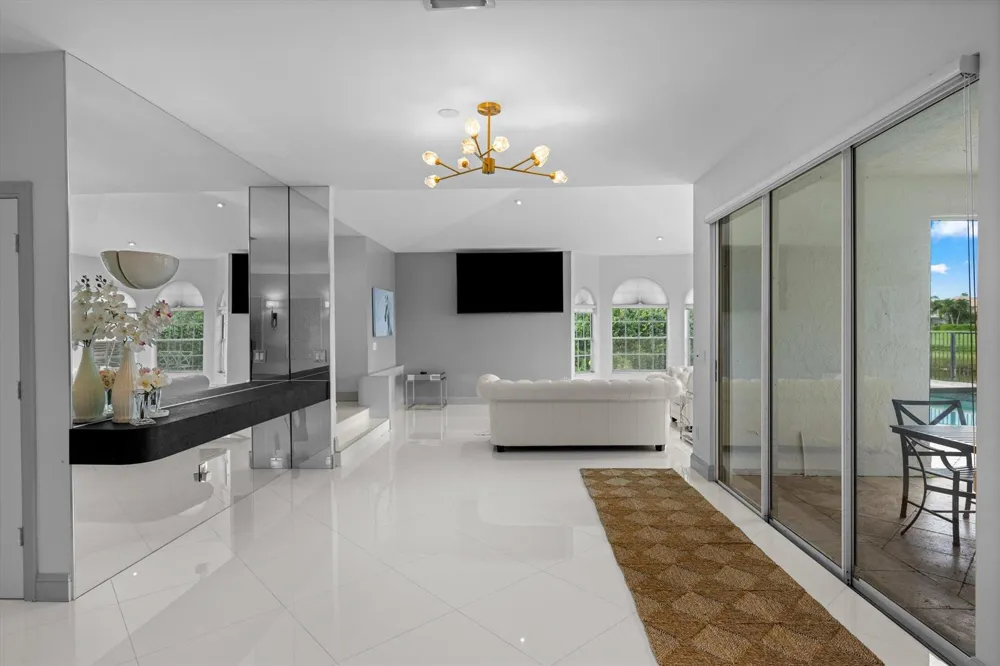 2467 Muir Circle Wellington, FL 33414
