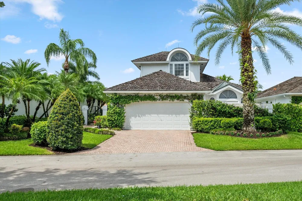 2467 Muir Circle Wellington, FL 33414