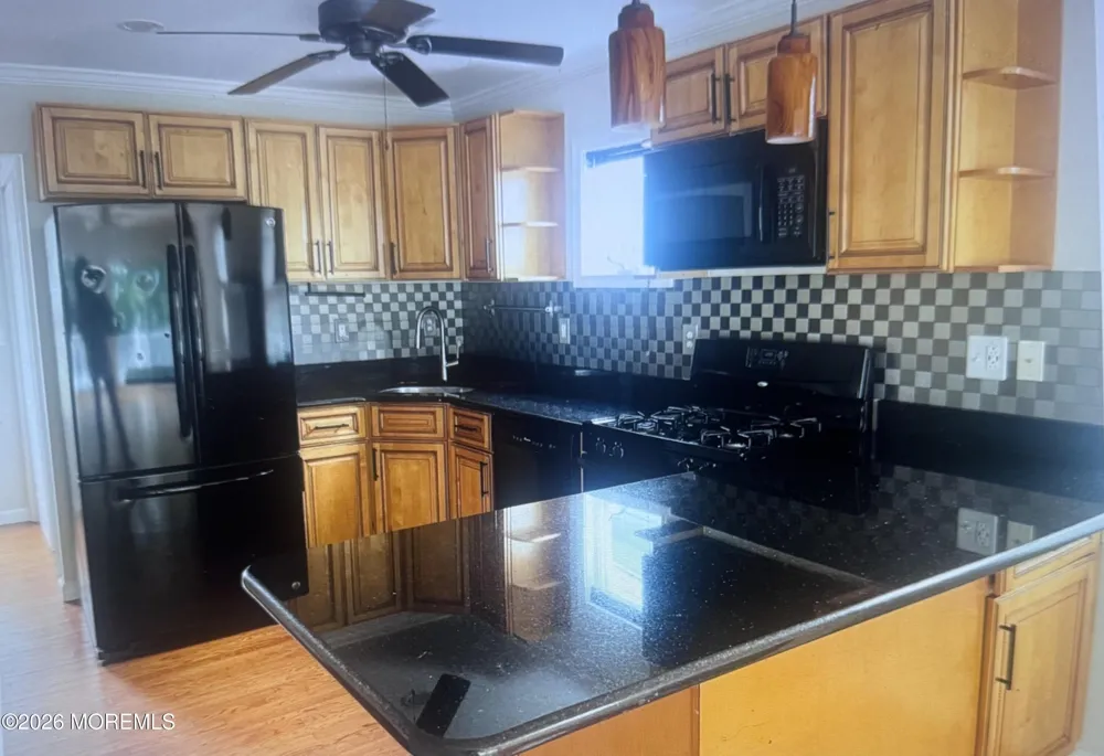 1137 Woodmere Drive Cliffwood Beach, NJ 07735