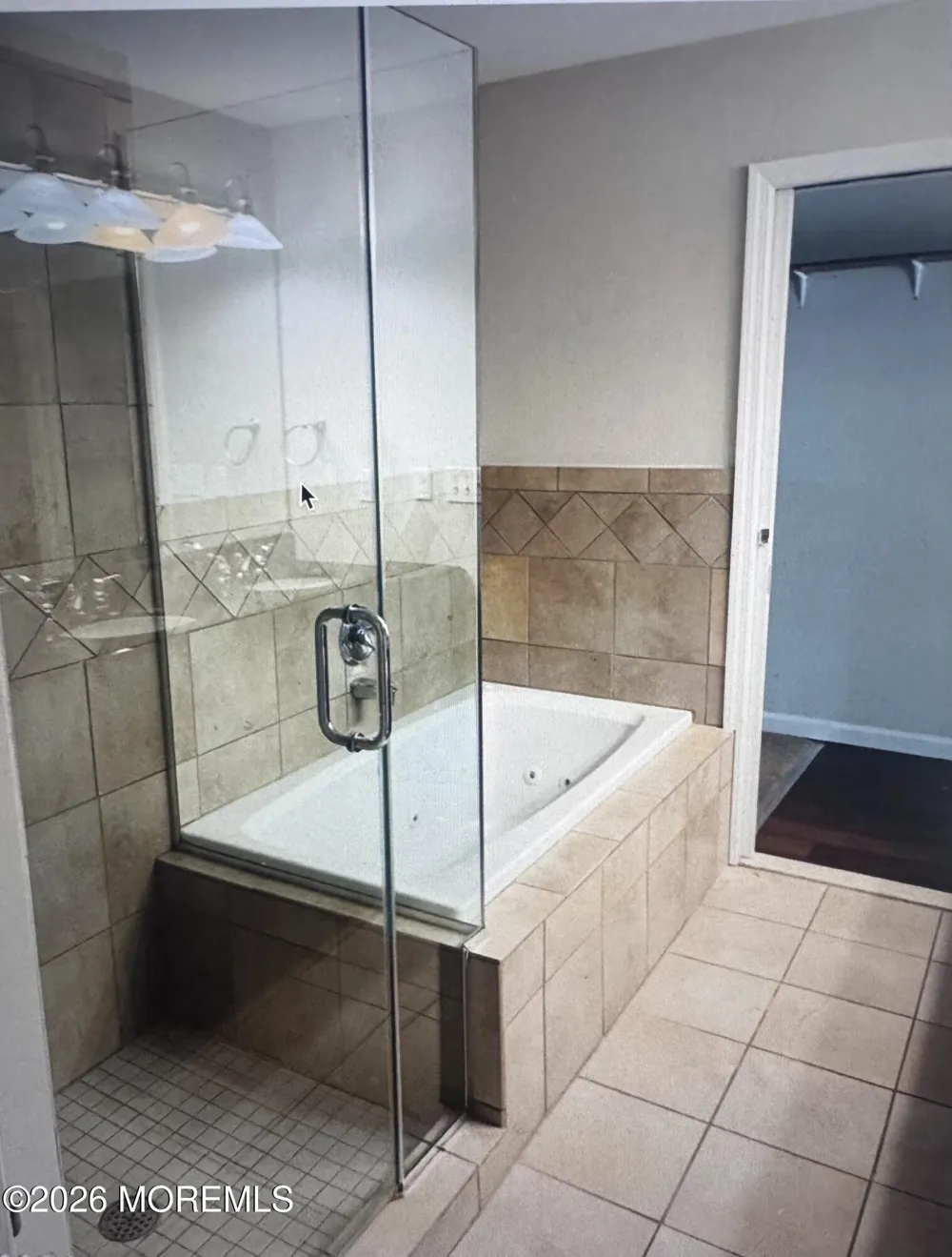 1137 Woodmere Drive Cliffwood Beach, NJ 07735
