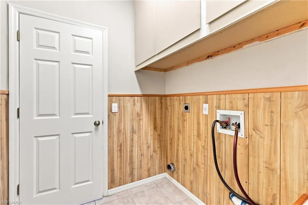 18320 PLUMBAGO COURT Lehigh Acres, FL 33972