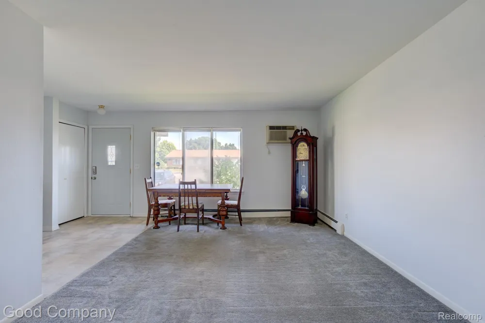 25219 Potomac Drive South Lyon City, MI 48178