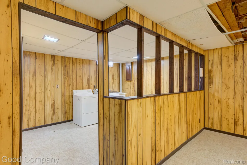25219 Potomac Drive South Lyon City, MI 48178