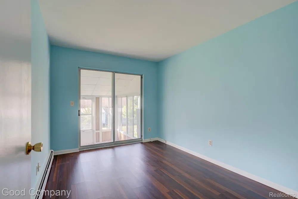 25219 Potomac Drive South Lyon City, MI 48178