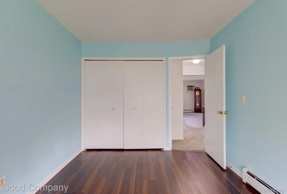 25219 Potomac Drive South Lyon City, MI 48178