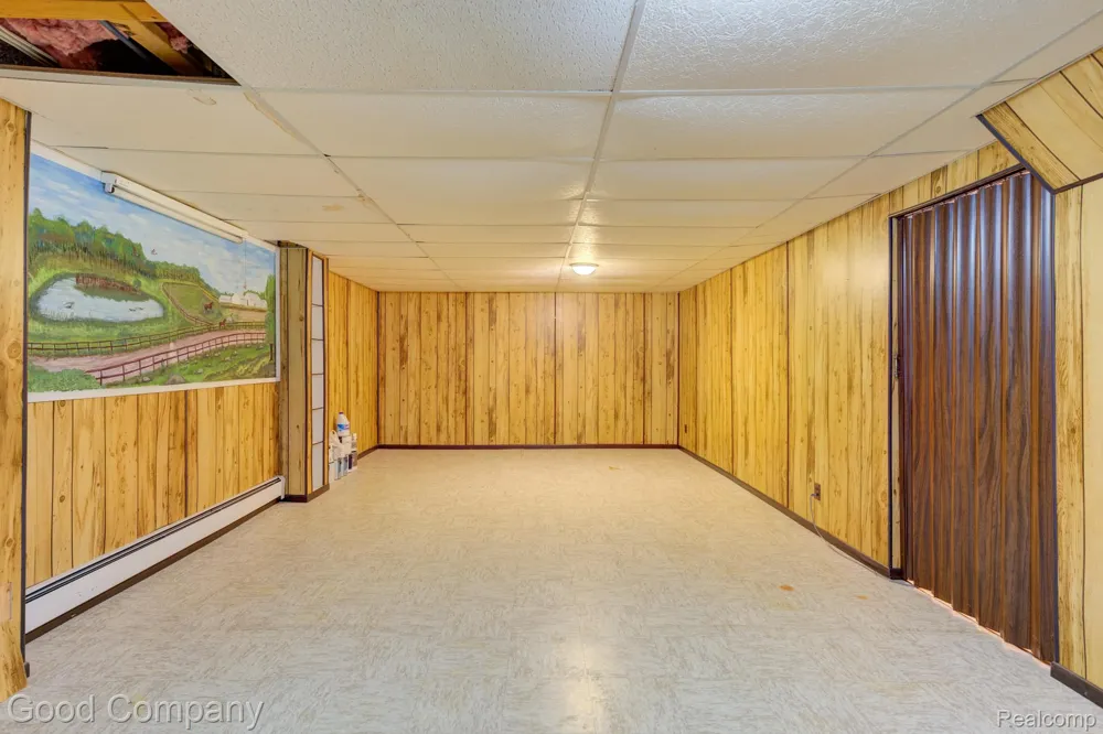 25219 Potomac Drive South Lyon City, MI 48178