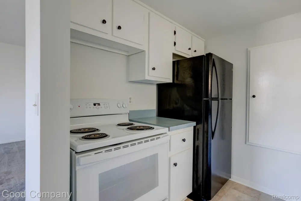 25219 Potomac Drive South Lyon City, MI 48178