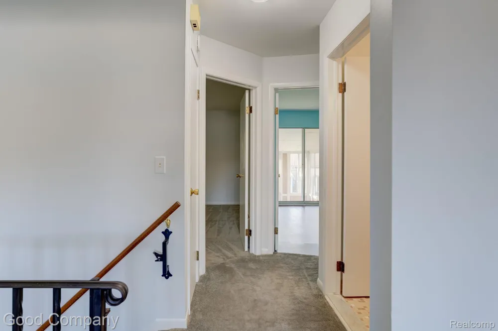 25219 Potomac Drive South Lyon City, MI 48178