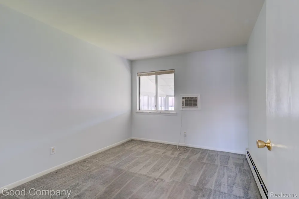 25219 Potomac Drive South Lyon City, MI 48178