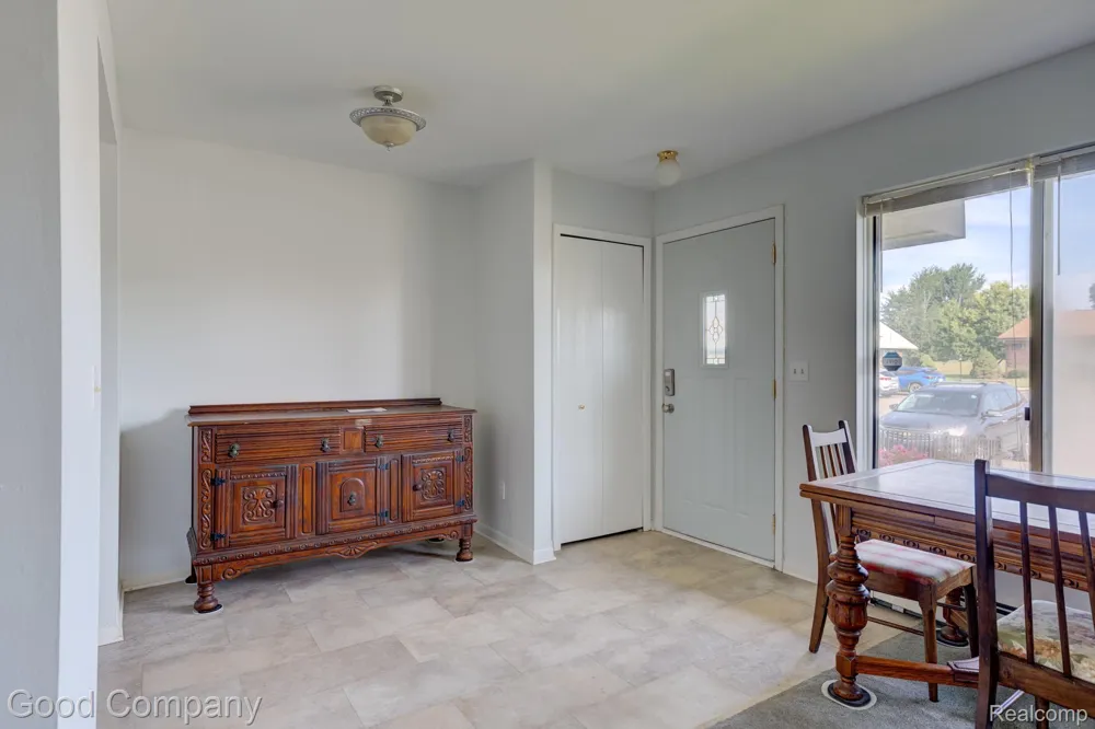 25219 Potomac Drive South Lyon City, MI 48178