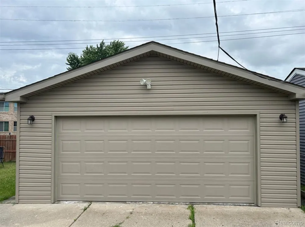 7252 Williamson Street Dearborn City, MI 48126