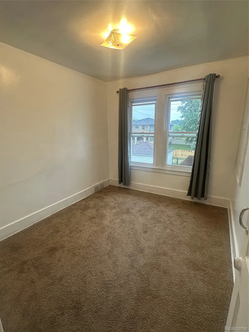 7252 Williamson Street Dearborn City, MI 48126