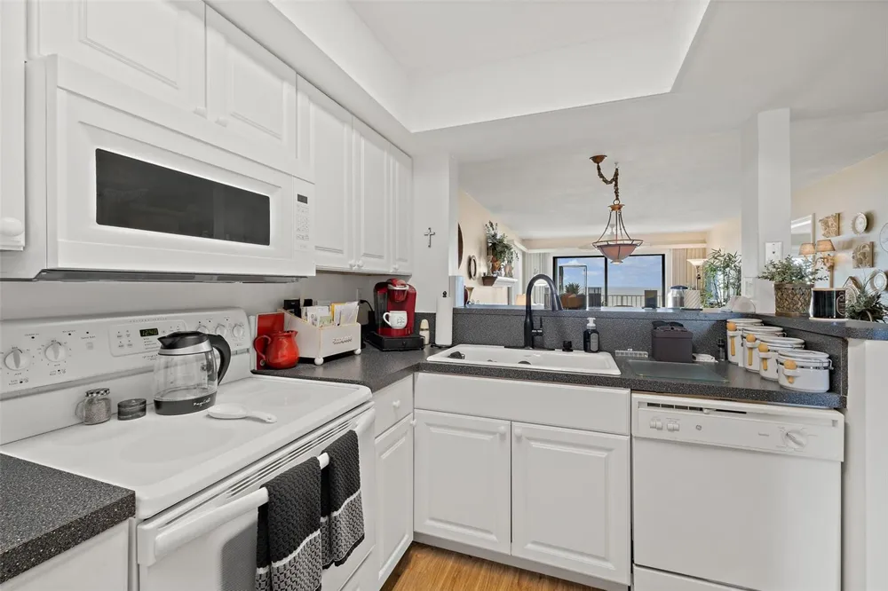 299 ATLANTIC AVENUE #402 Cocoa Beach, FL 32931