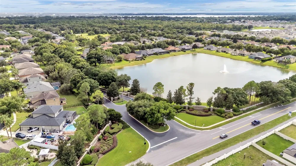 158 COSTA LOOP Auburndale, FL 33823