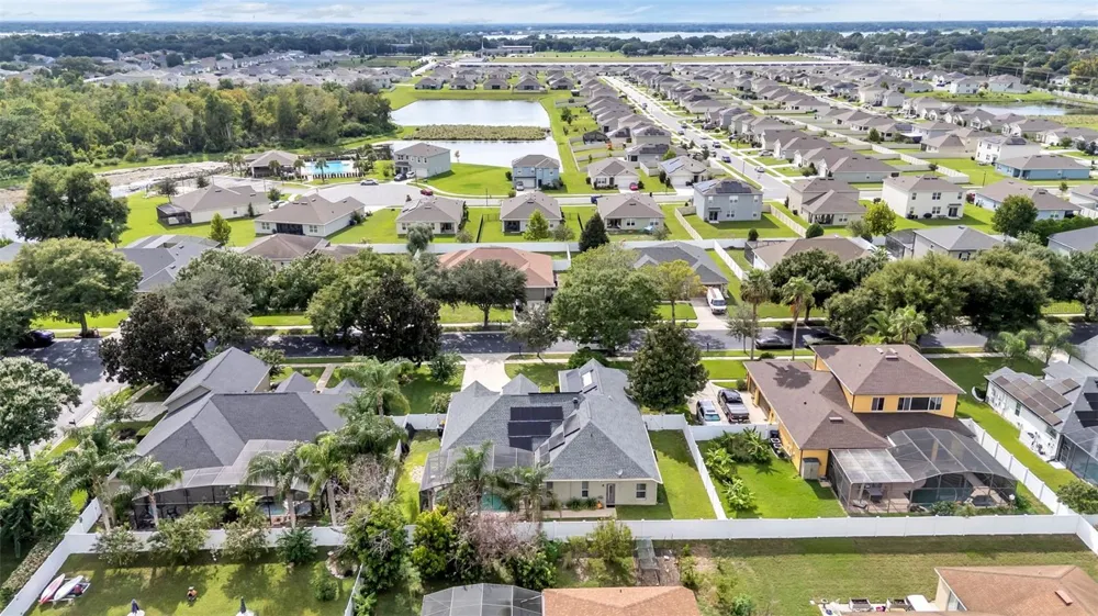 158 COSTA LOOP Auburndale, FL 33823