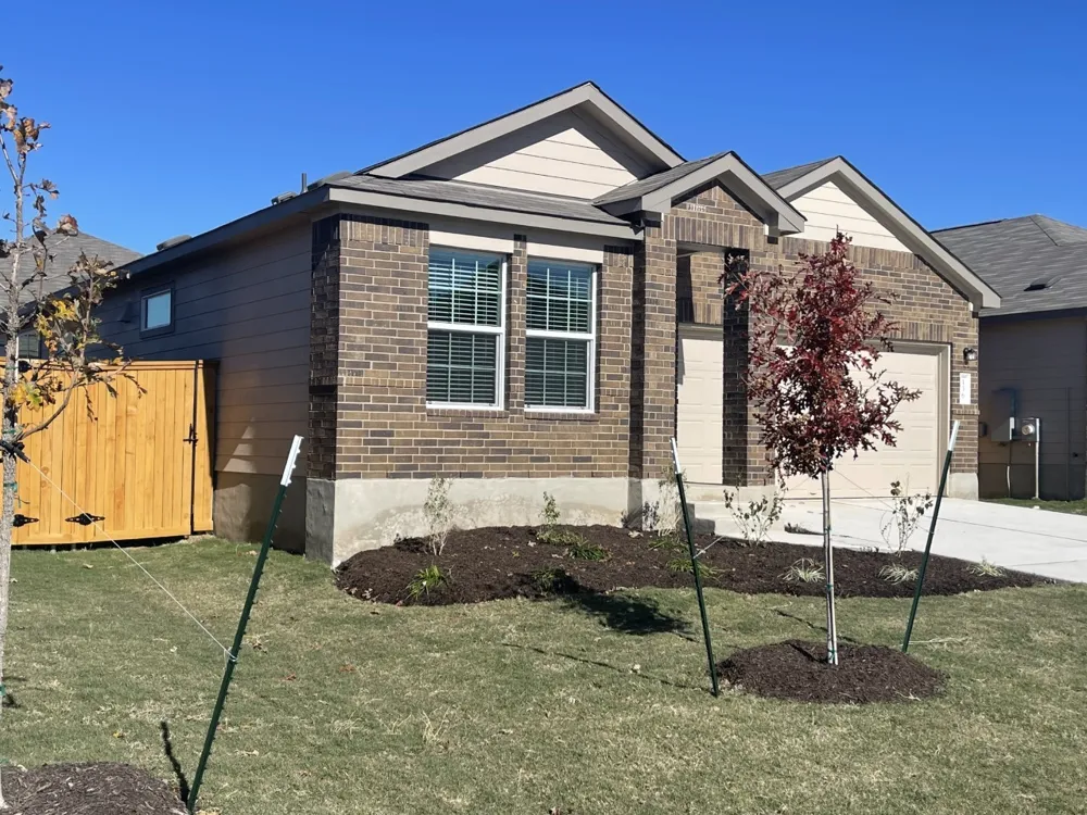 136 Perfect World Loop Jarrell, TX 76537