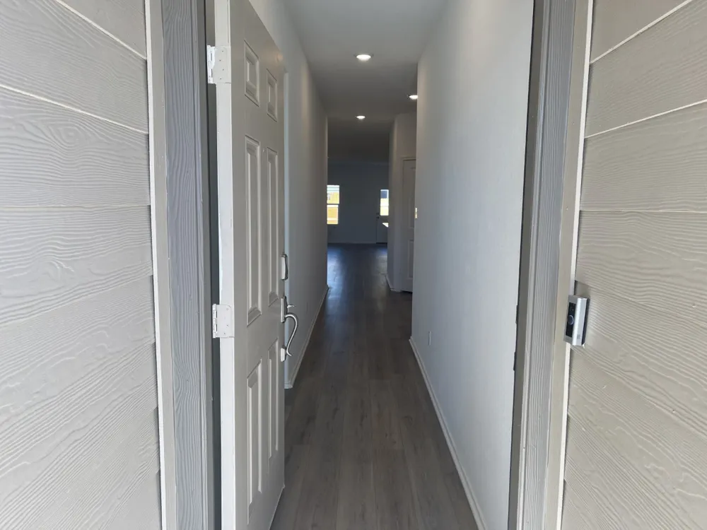 136 Perfect World Loop Jarrell, TX 76537