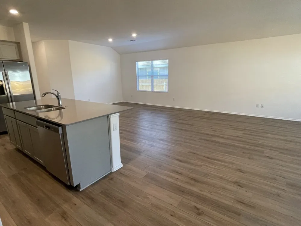 136 Perfect World Loop Jarrell, TX 76537