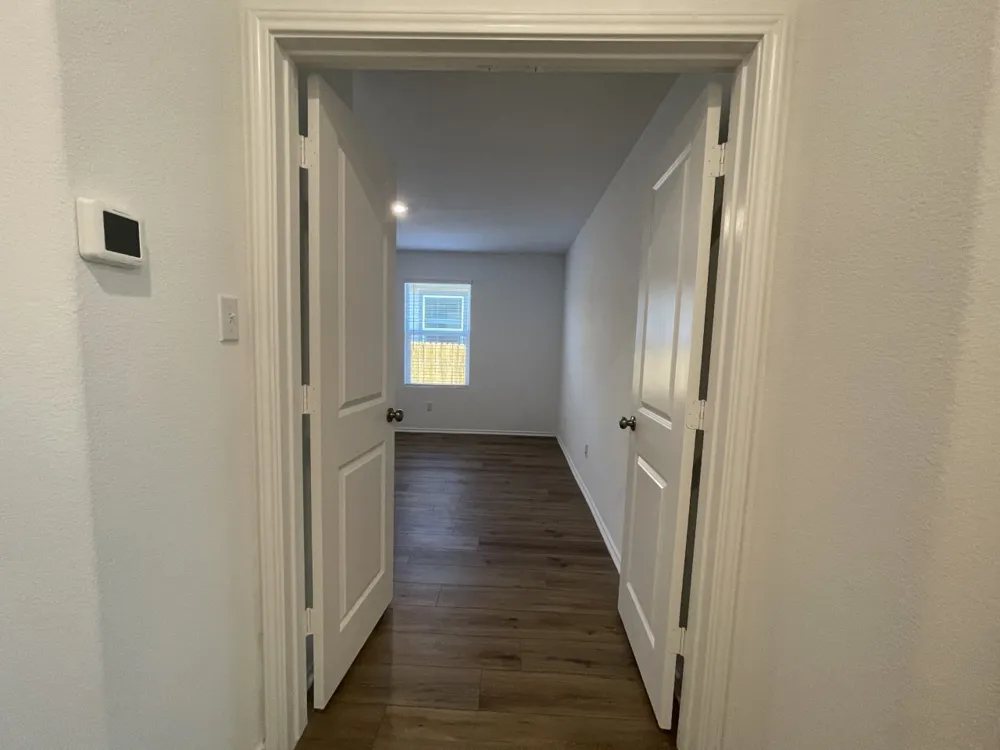 136 Perfect World Loop Jarrell, TX 76537
