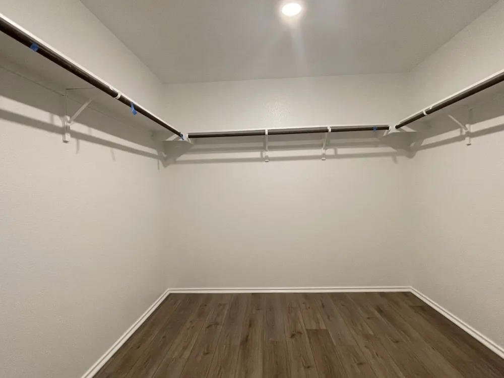 136 Perfect World Loop Jarrell, TX 76537