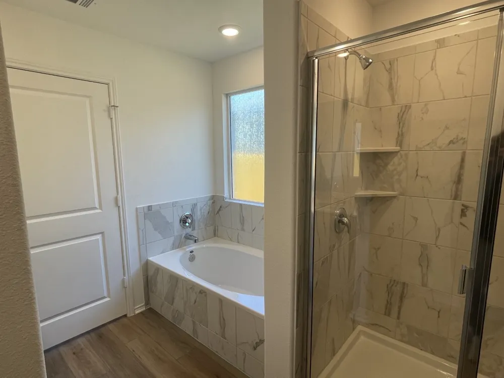 136 Perfect World Loop Jarrell, TX 76537