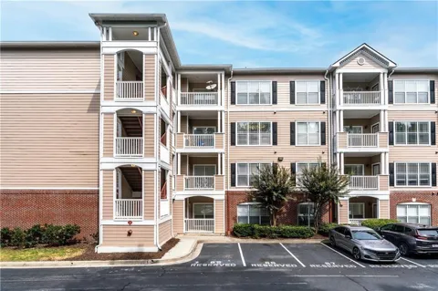 4333 Dunwoody Park #2202
