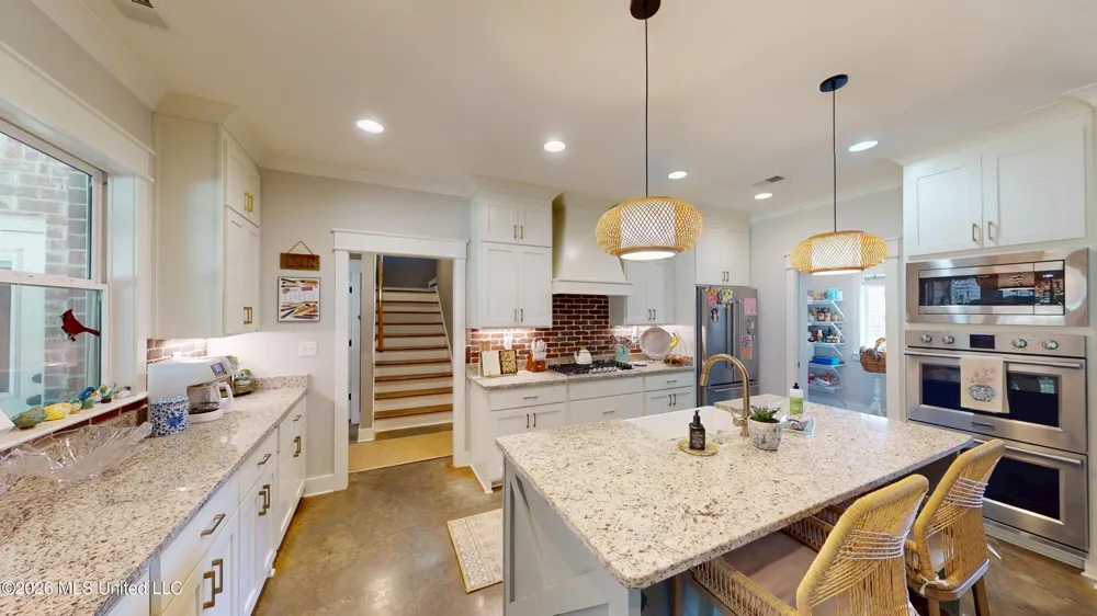 856 E Woodford Cove Hernando, MS 38632