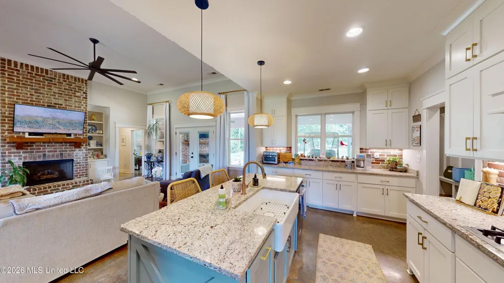 856 E Woodford Cove Hernando, MS 38632