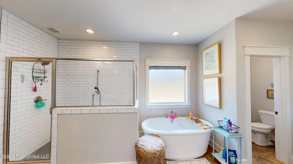 856 E Woodford Cove Hernando, MS 38632