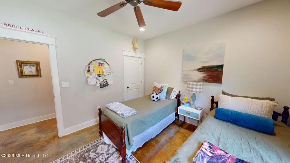 856 E Woodford Cove Hernando, MS 38632
