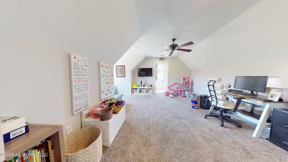 856 E Woodford Cove Hernando, MS 38632
