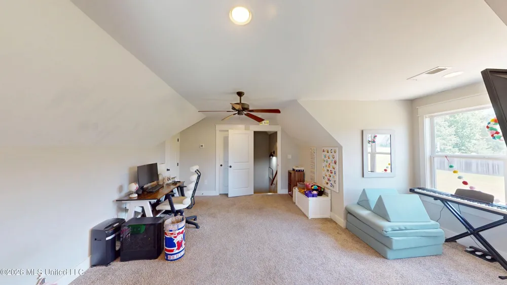856 E Woodford Cove Hernando, MS 38632