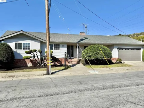 950 Fulton Ave