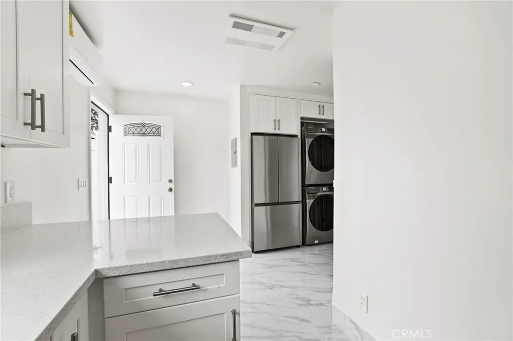 1313 E Merona Place Anaheim, CA 92805