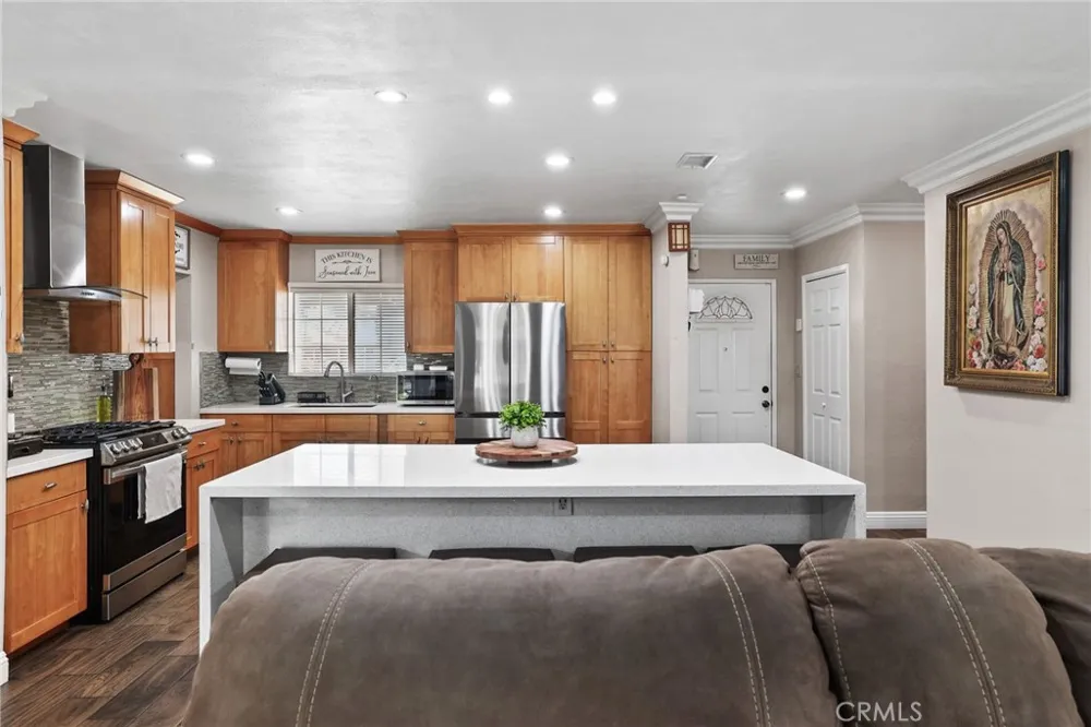 1313 E Merona Place Anaheim, CA 92805