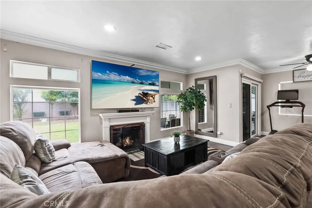 1313 E Merona Place Anaheim, CA 92805