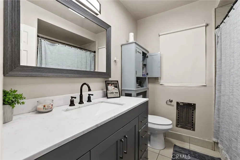 1313 E Merona Place Anaheim, CA 92805
