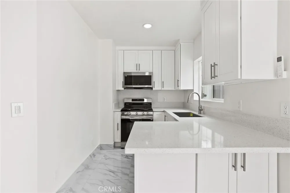 1313 E Merona Place Anaheim, CA 92805