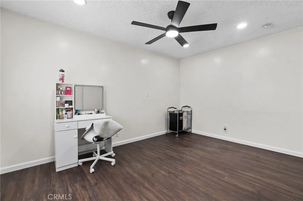 1313 E Merona Place Anaheim, CA 92805
