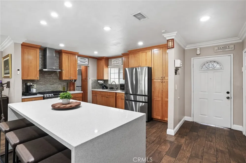 1313 E Merona Place Anaheim, CA 92805