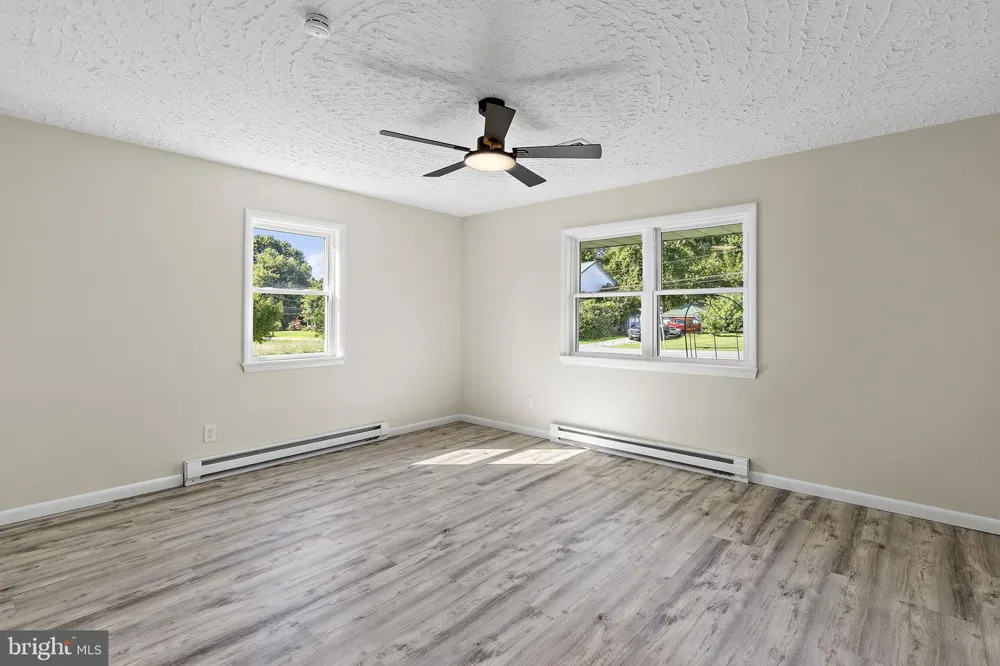 5409 NORRISVILLE ROAD White Hall, MD 21161