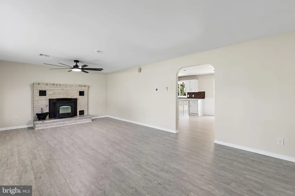 5409 NORRISVILLE ROAD White Hall, MD 21161