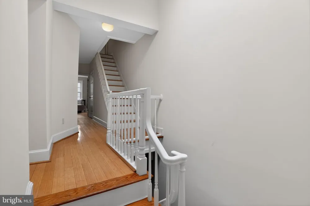 1136 3RD STREET Philadelphia, PA 19123