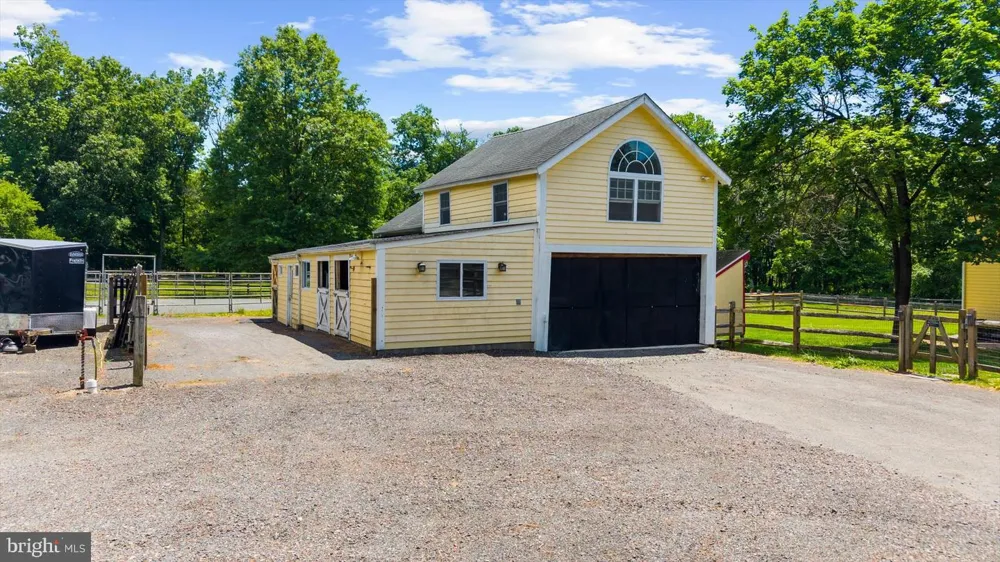 179 LINDBERGH ROAD Hopewell, NJ 08525