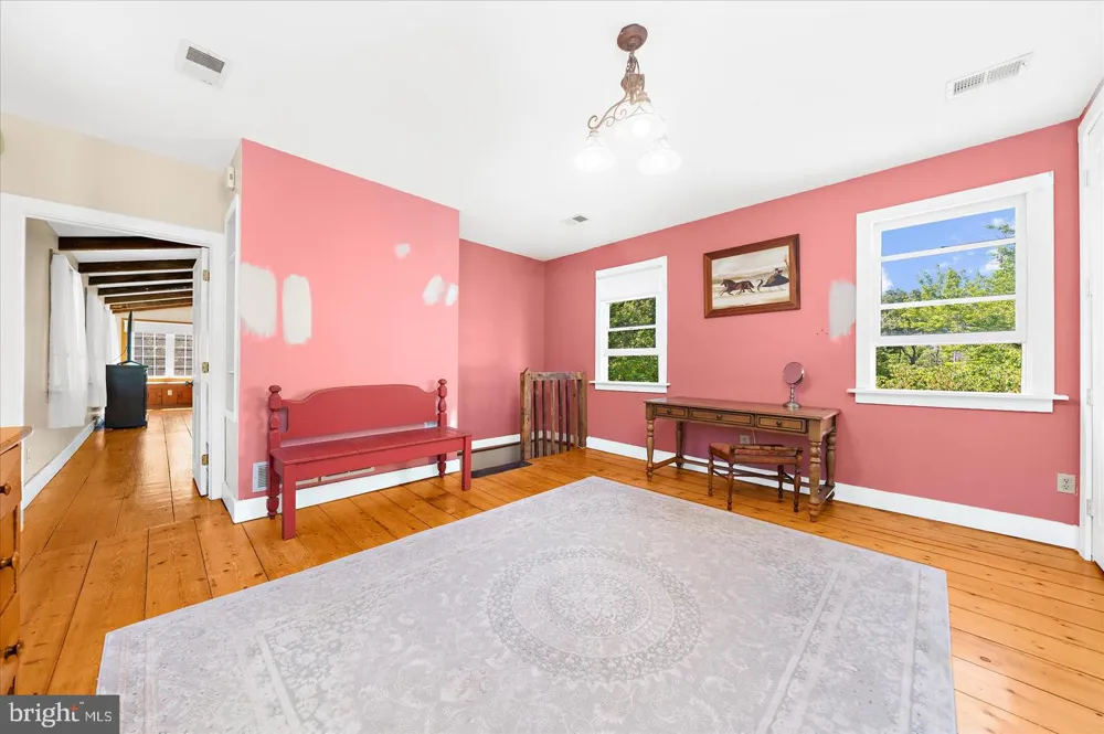 179 LINDBERGH ROAD Hopewell, NJ 08525